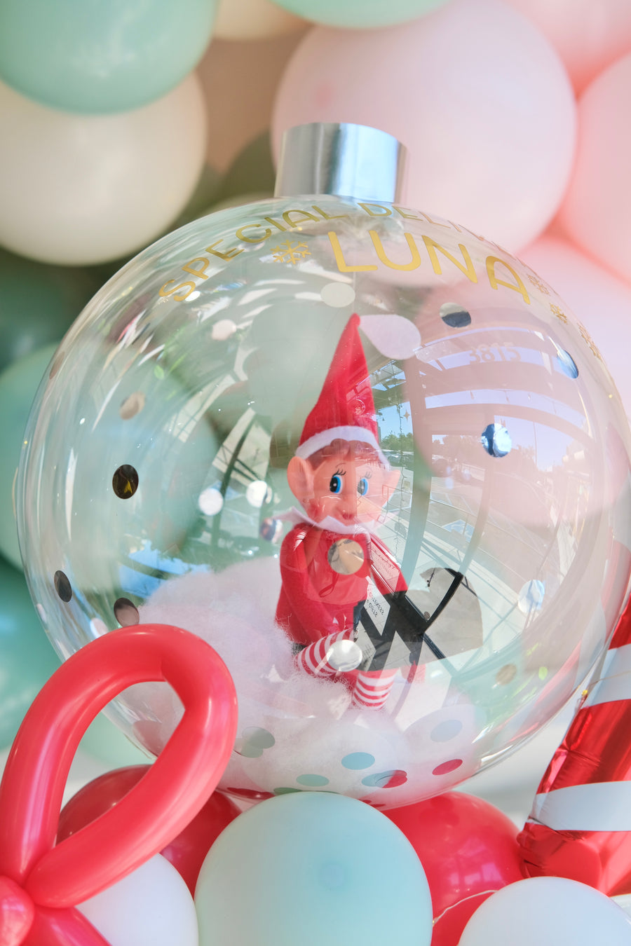 Elf Balloon Gift (2 day preorder)