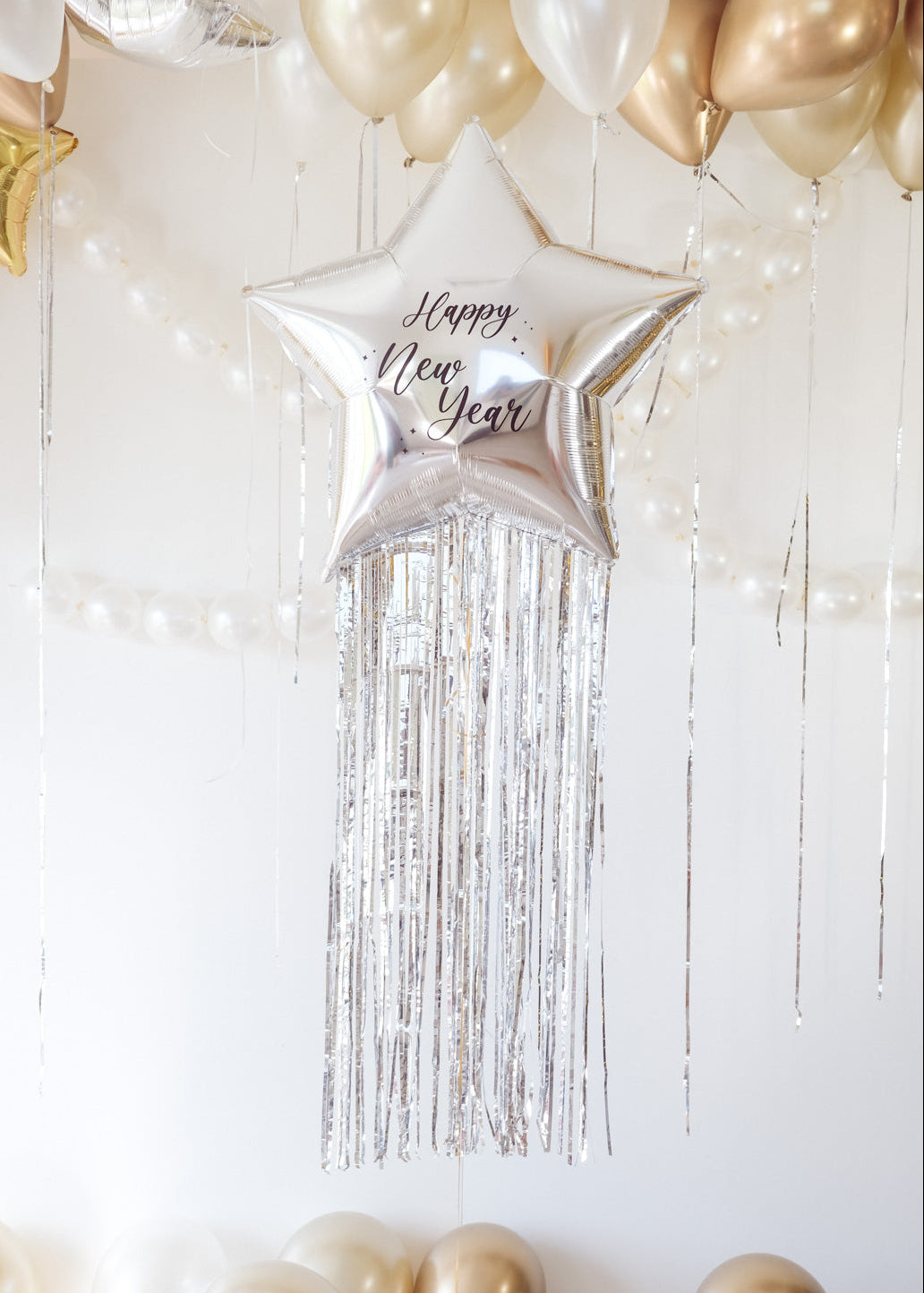 happy new year silver fringed star balloon 