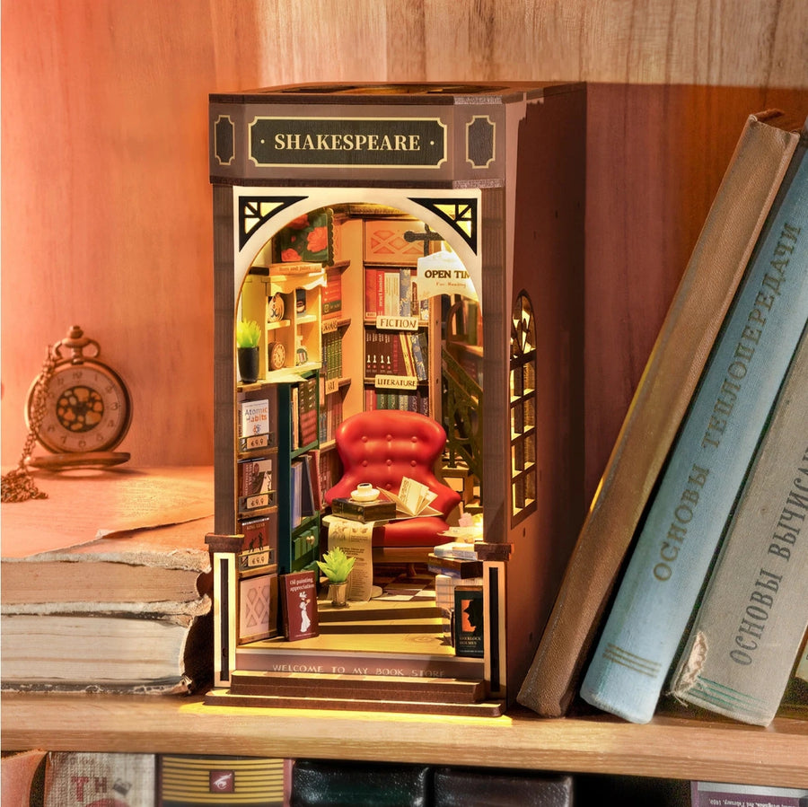 DIY Miniature House Book Nook Kit - Bookstore