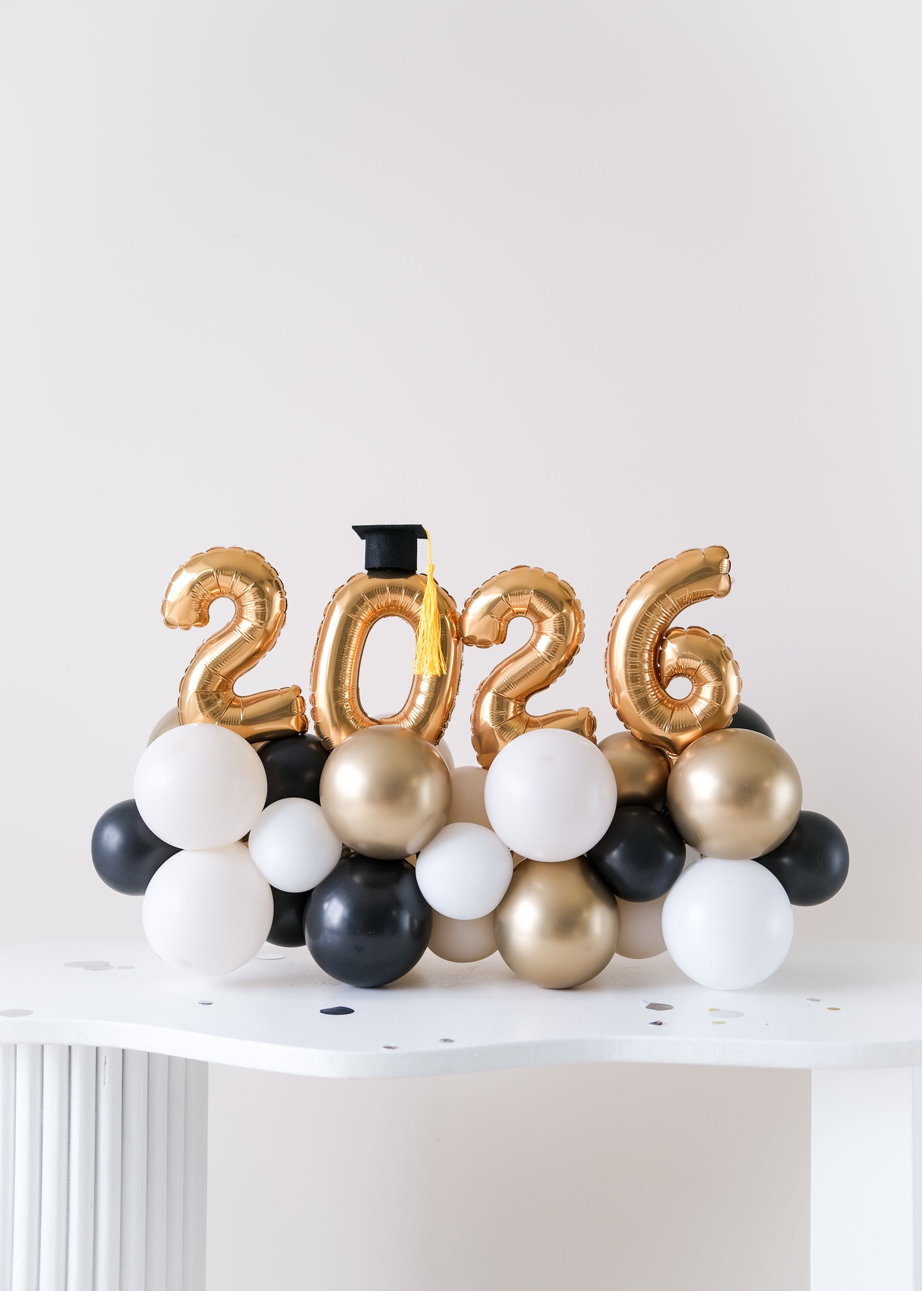 2026 mini balloon centerpiece with grad cap