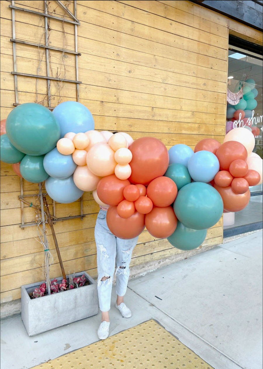 Pebble Balloon Garland To-Go