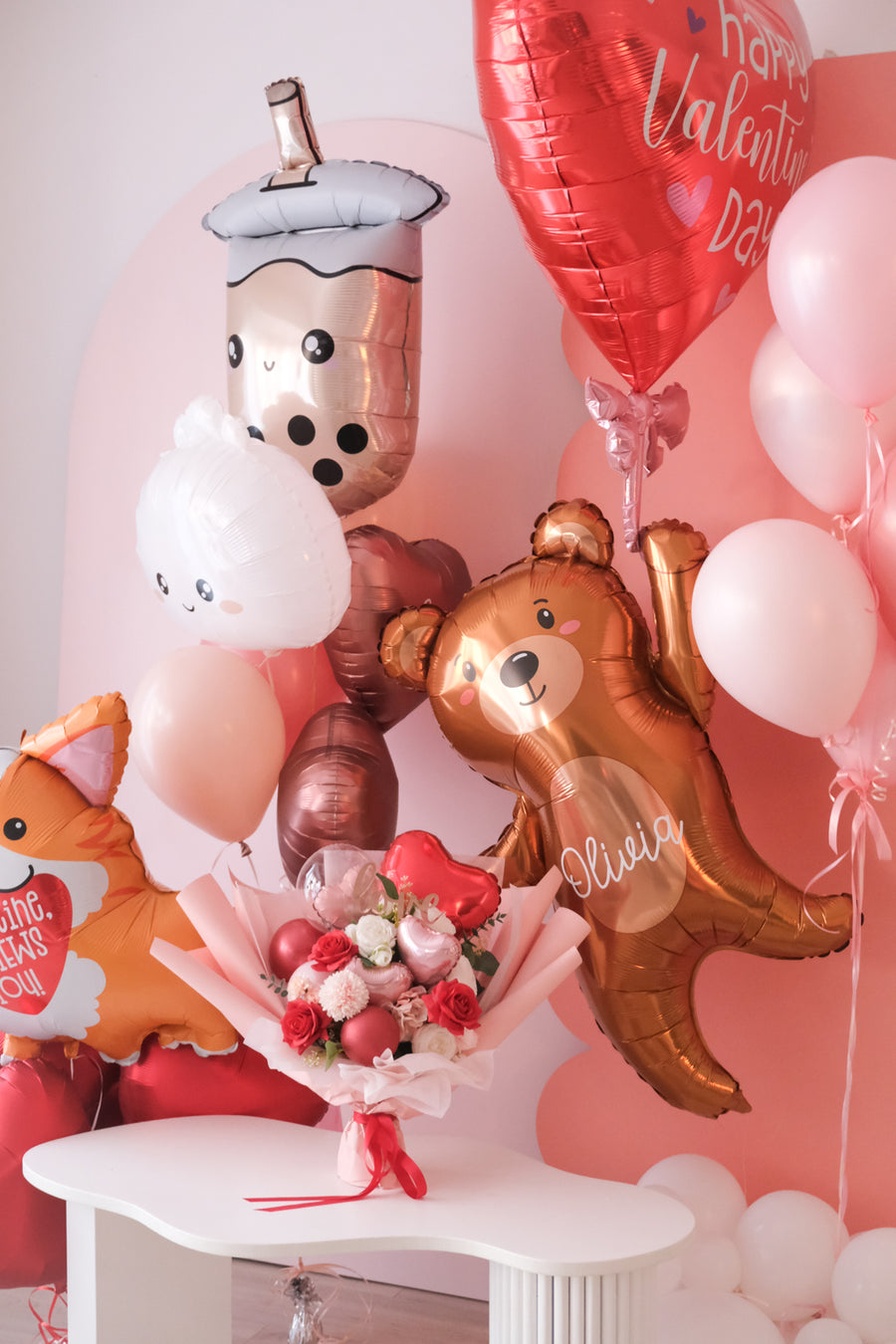 Balloons & Roses Love Bouquet