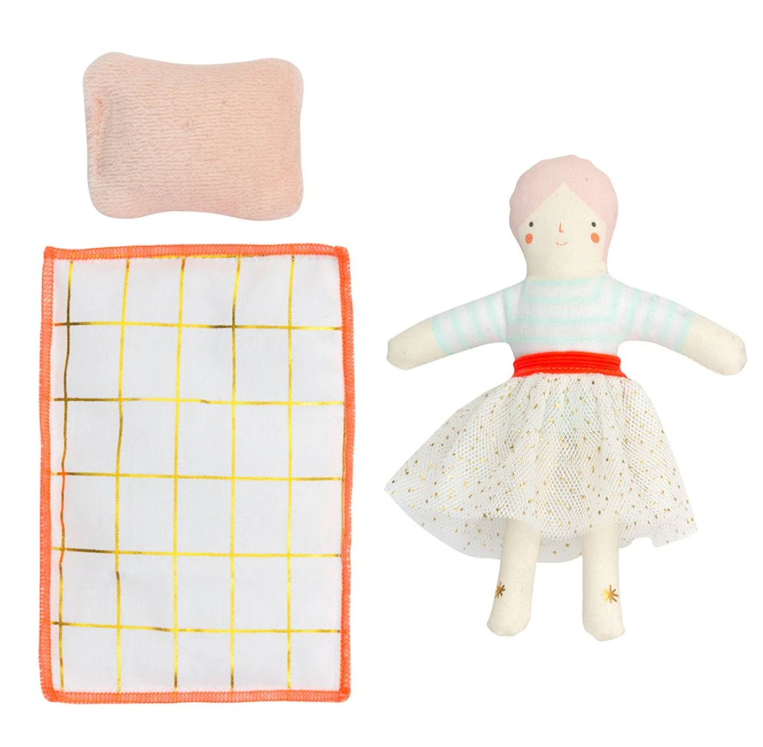 Mini Matilda Doll Suitcase